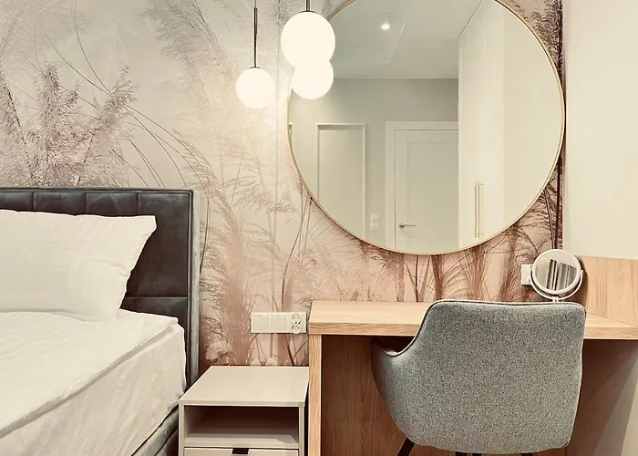 Luxury Between The Shipyard And The Sea *