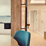 Luxury Between The Shipyard And The Sea *