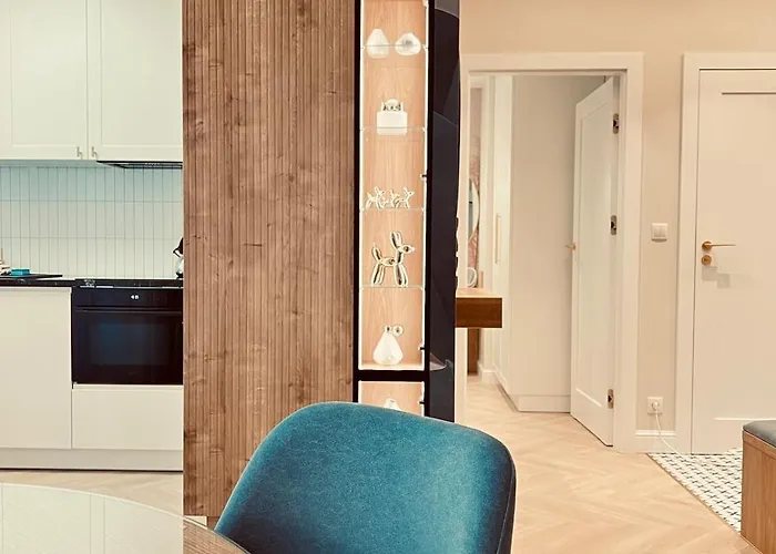 Luxury Between The Shipyard And The Sea *