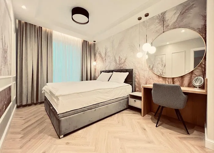 Luxury Between The Shipyard And The Sea Apartman