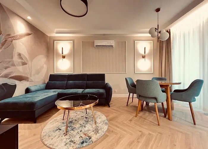 Luxury Between The Shipyard And The Sea *